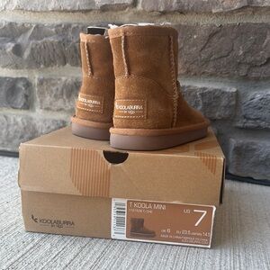 Koolaburra Chestnut Ankle Boots